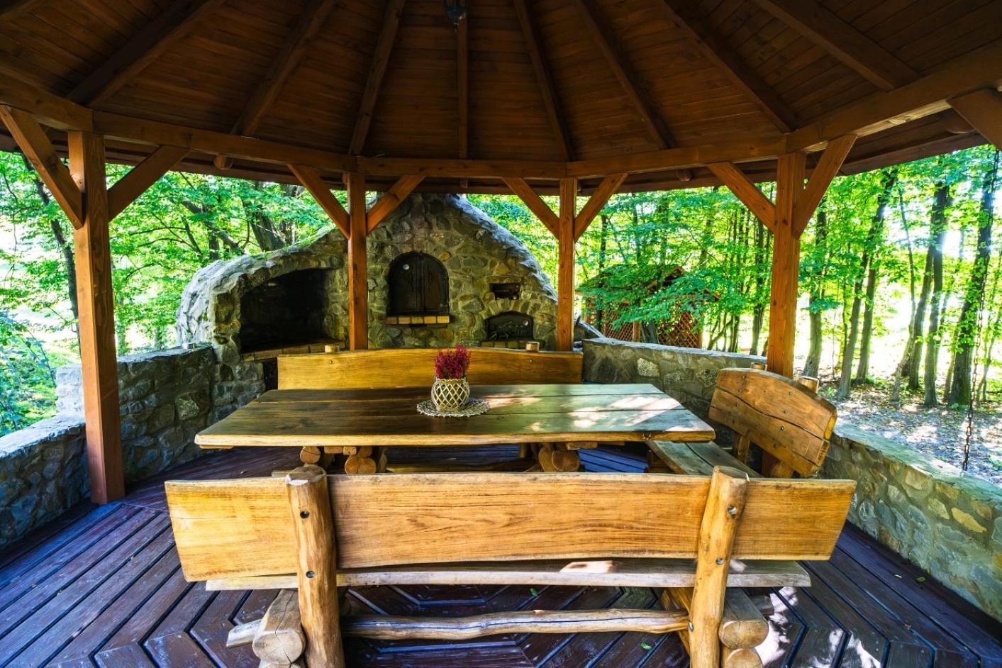 Bed and Breakfast Basztogrod à Sanok Extérieur photo